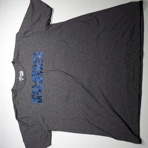 Villanova Wildcats T-shirt Size L